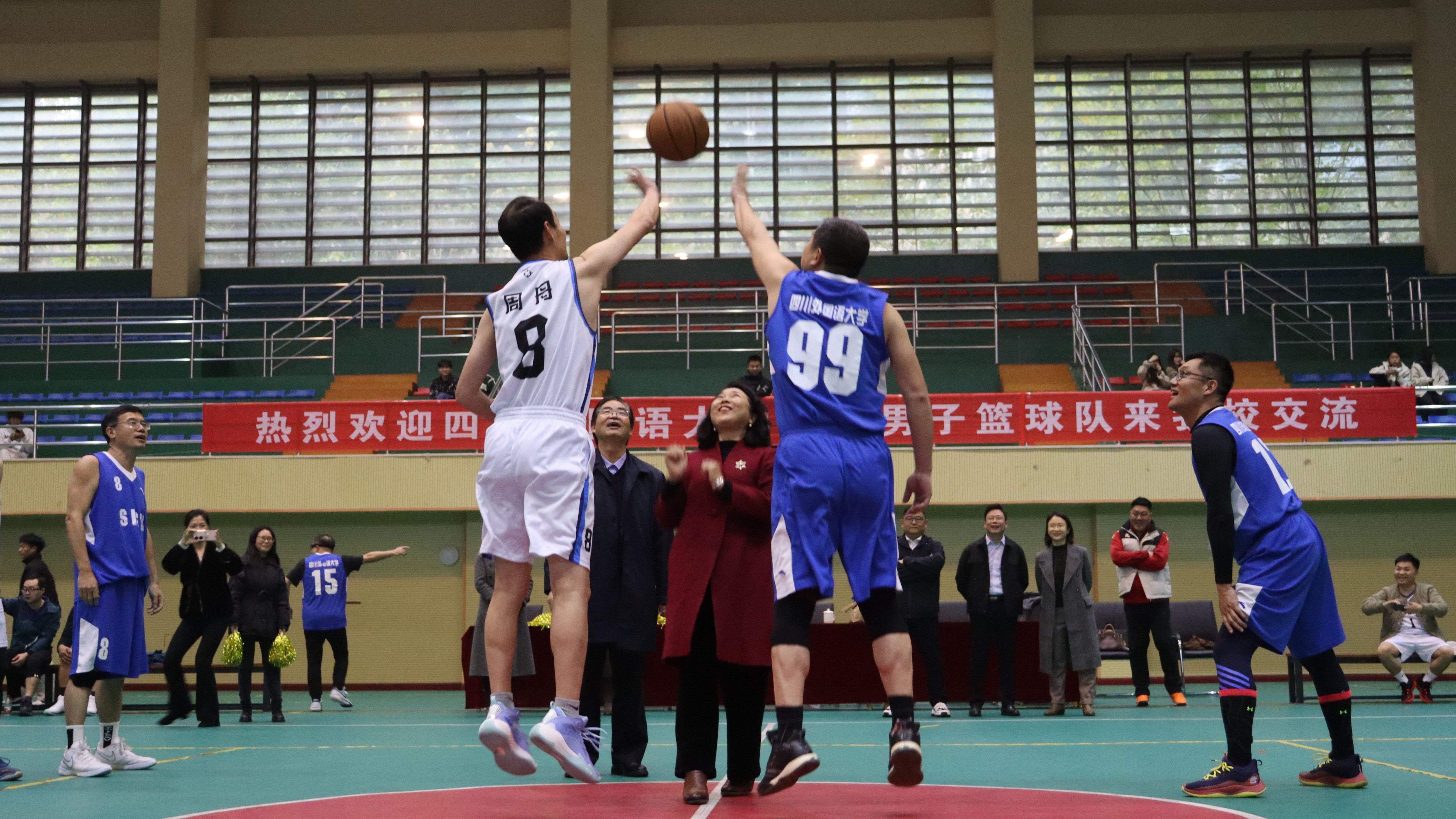 DFlN_1702177401536048084.jpg