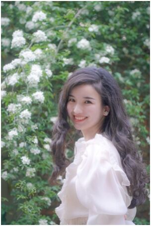 杨希云帆.jpg