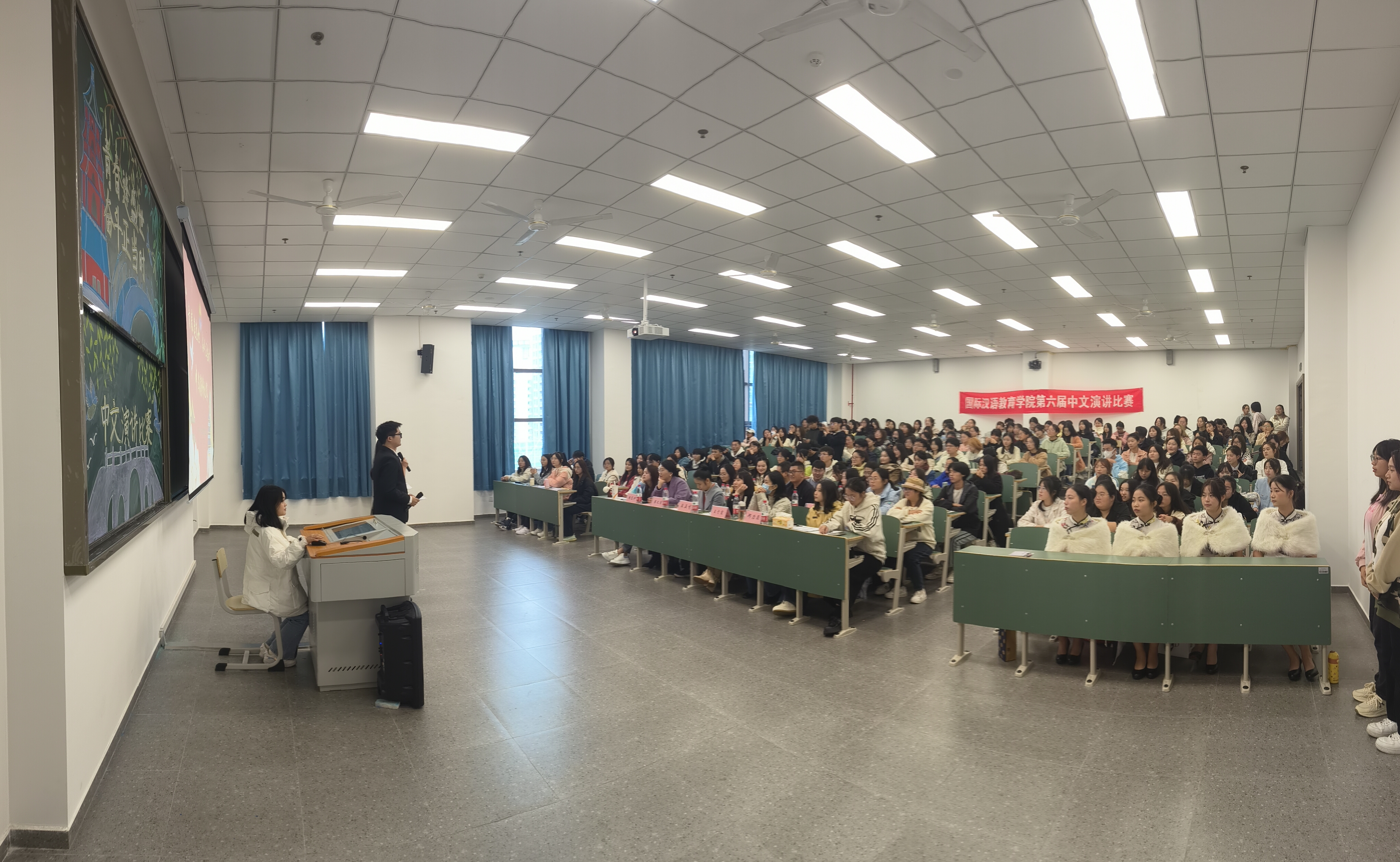 11.22“青春逢盛世，奋斗正当时”第六届中文演讲比赛决赛.jpg