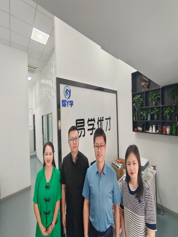 5.24访企拓岗促就业，校企携手谋发展--熠（易学教育）（6）.png