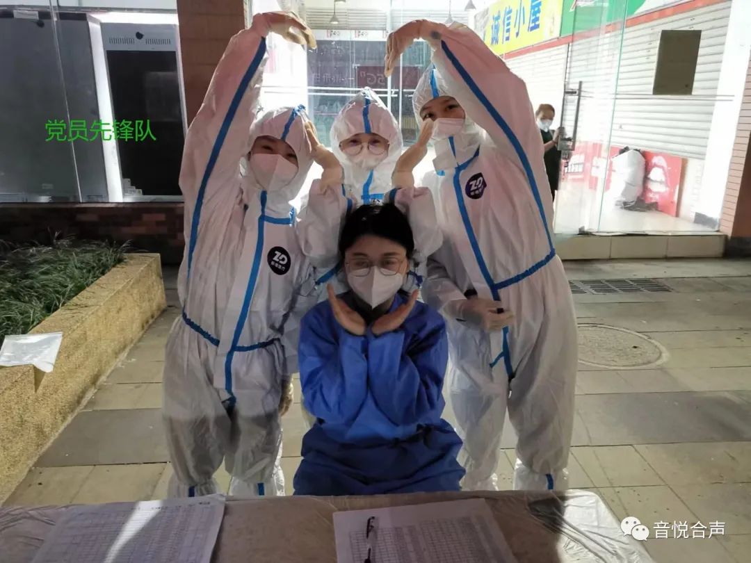 999.jpg