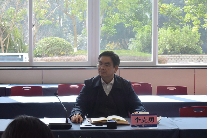 李克勇校长_副本.jpg