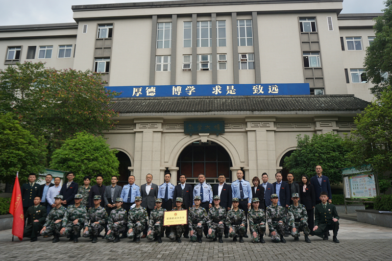 合照_副本.jpg