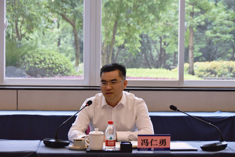 冯仁勇.jpg
